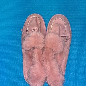 Comfy shoes for winter to keep your foot warm.